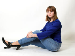 Picture of the sexy profile of BellaModest, for a very hot webcam live show !