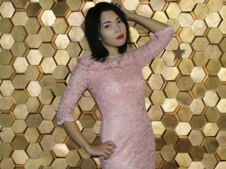 Photo de profil sexy du modèle Magnanimous, pour un live show webcam très hot !