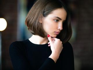 매우 야한 라이브 웹캠 쇼를 하는 PrettyGirlHot의 섹시한 프로파일 포토!