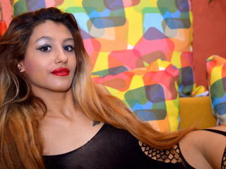 תמונת פרופיל סקסית של RainbowSmile למופע חי מאוד סקסי!