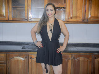 Foto de perfil sexy de la modelo TefyChic, ¡disfruta de un show webcam muy caliente!