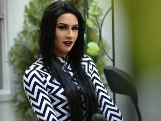 Meliina - online show exciting with a Trans with small tits 