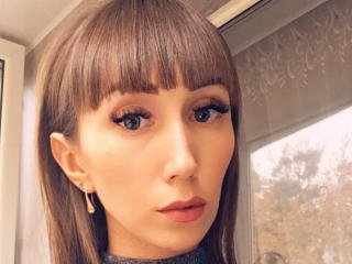 Picture of the sexy profile of HottestKateX, for a very hot webcam live show !