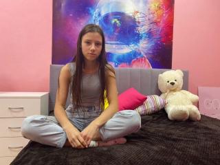 GravityFolz Xlove Webcam Model - Profile & Free Live Sex Show ...