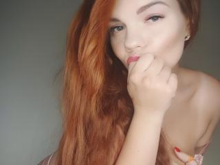 Hình ảnh đại diện sexy của người mẫu AlysaNightmoon để phục vụ một show webcam trực tuyến vô cùng nóng bỏng!