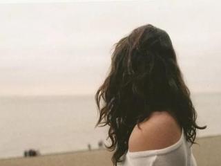 Consuelo69模特的性感个人头像，邀请您观看热辣劲爆的实时摄像表演！